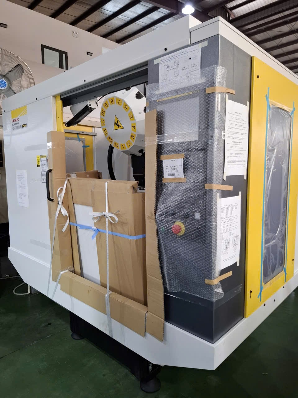 Máy trung tâm gia công phay Fanuc robodrill a-D14LiB Plus